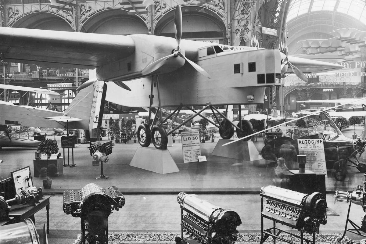 Lioré et Olivier 300