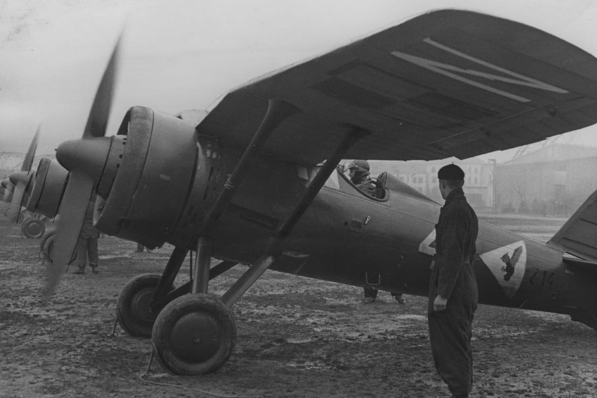 PZL P.11