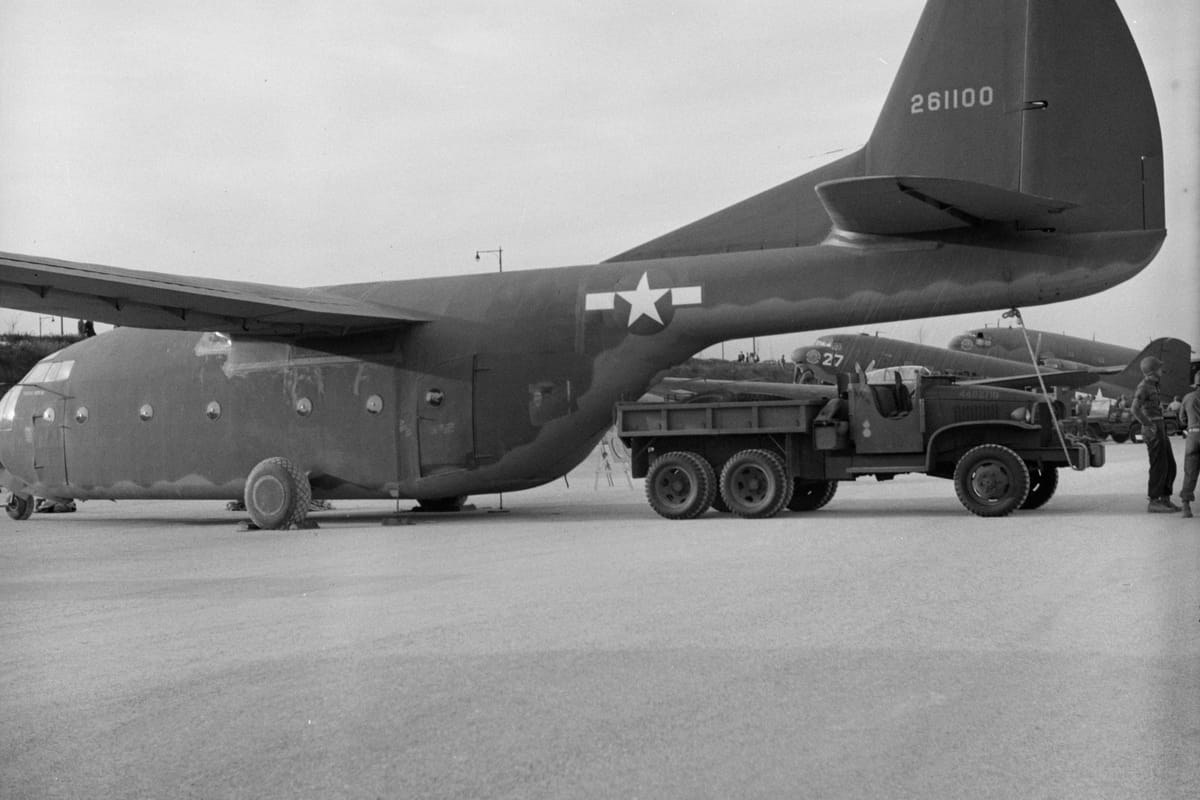 Laister-Kauffman CG-10