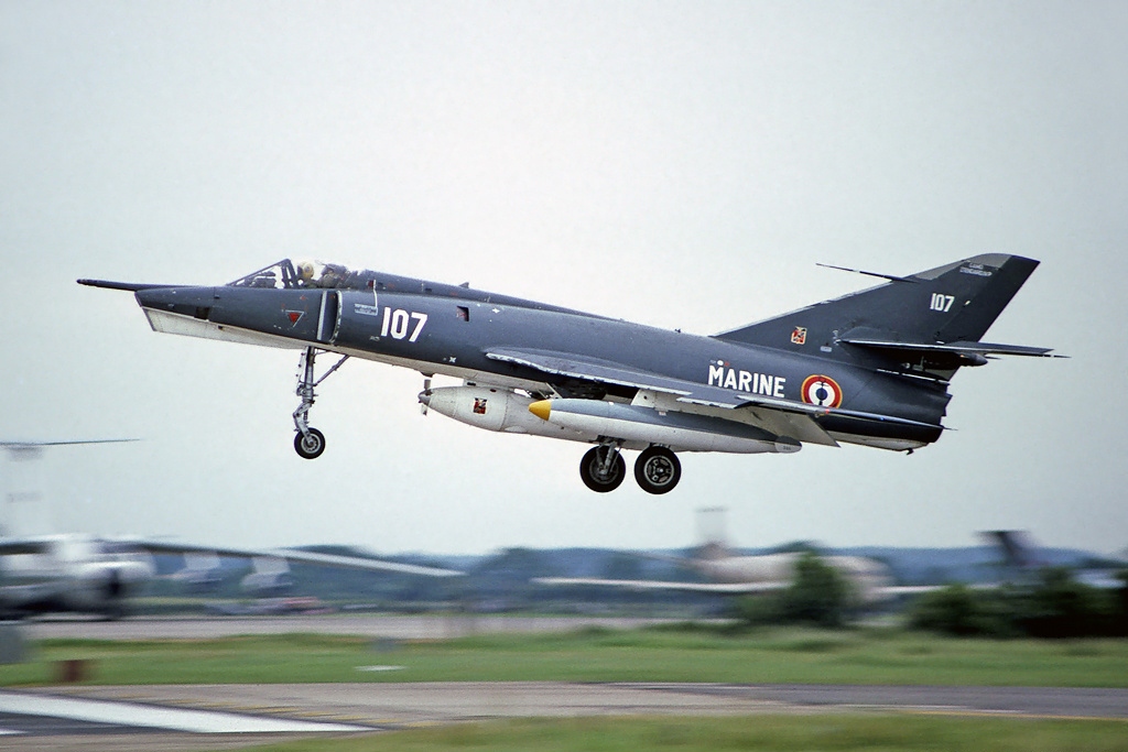 Dassault Étendard IV