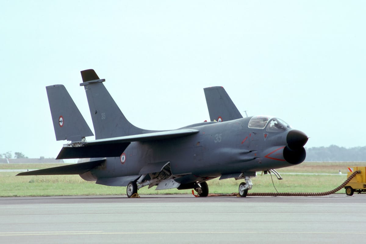 Vought F-8E(FN) Crusader