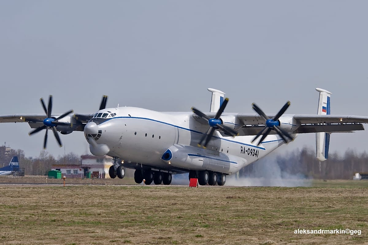 Antonov An-22