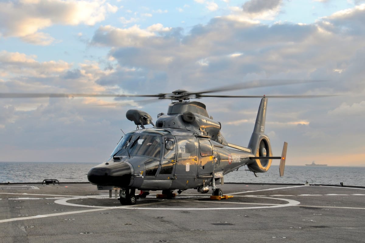 Eurocopter AS365 Dauphin