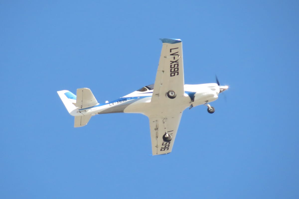 FAdeA IA-100 Malvina