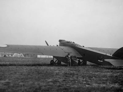 Blériot 127