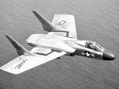 Vought F7U Cutlass