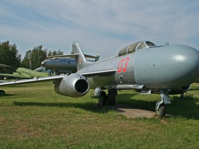 Yakovlev Yak-25
