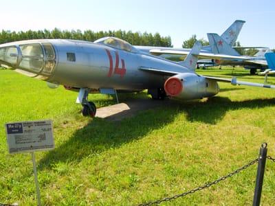 Yakovlev Yak-27