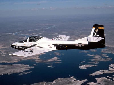 Cessna T-37 Tweet