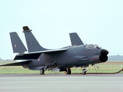 Vought F-8E(FN) Crusader