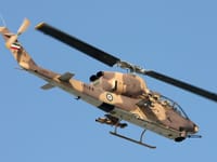 Bell AH-1 SuperCobra - Image 12