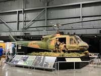 Bell Huey family - Image 9