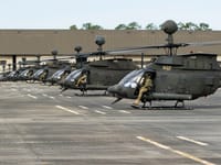 Bell OH-58 Kiowa - Image 13
