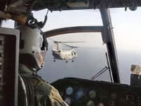 Boeing Vertol CH-46 Sea Knight - Image 24