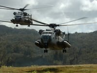 Sikorsky CH-53 Sea Stallion - Image 9