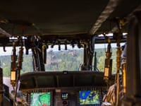 Sikorsky UH-60 Black Hawk - Image 12