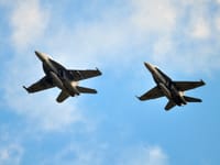 Boeing F/A-18E/F Super Hornet - Image 2