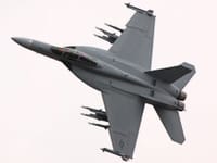 Boeing F/A-18E/F Super Hornet - Image 8