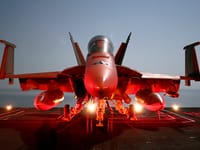 Boeing F/A-18E/F Super Hornet - Image 15