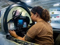 Boeing F/A-18E/F Super Hornet - Image 7