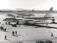 Boeing B-52 Stratofortress - Image 4