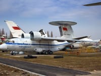Antonov An-71 - Image 3