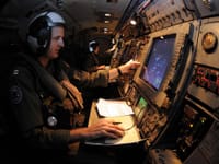 Grumman E-2 Hawkeye - Image 21