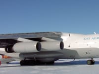 Ilyushin Il-76 - Image 10