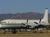 Ilyushin Il-18 - Image 10