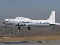 Ilyushin Il-18 - Image 13