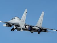 Shenyang J-16 - Image 2
