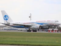 Tupolev Tu-204 - Image 7