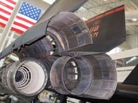 Lockheed SR-71 Blackbird - Image 12