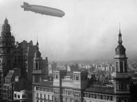 LZ 127 Graf Zeppelin - Image 6