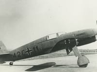 Heinkel He 100 - Image 1