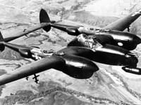 Lockheed P-38 Lightning - Image 18