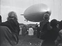 LZ 130 Graf Zeppelin - Image 2