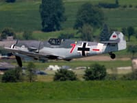 Hispano Aviación HA-1112 - Image 9