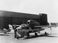 Heinkel He 162 Volksjäger - Image 4