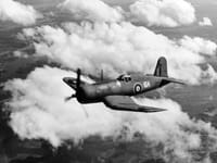 Vought F4U Corsair - Image 9