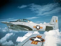 North American T-28 Trojan - Image 18