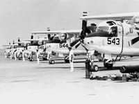 Grumman S-2 Tracker - Image 5