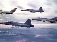 Mikoyan-Gurevich MiG-17 - Image 3