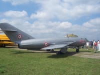 Mikoyan-Gurevich MiG-17 - Image 4