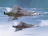 Saab 35 Draken - Image 9