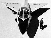 Convair F-102 Delta Dagger - Image 9