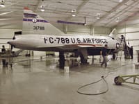 Convair F-102 Delta Dagger - Image 2