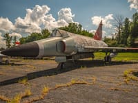 Convair F-102 Delta Dagger - Image 6