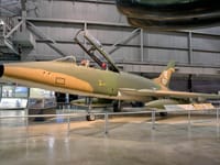 North American F-100 Super Sabre - Image 2