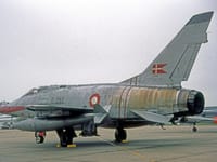 North American F-100 Super Sabre - Image 17